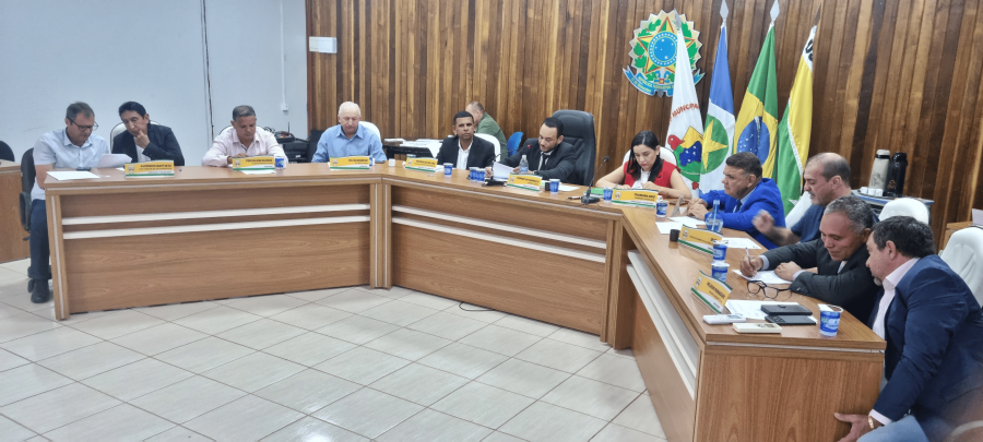 Câmara de Terra Nova do Norte realiza primeira sessão ordinária da nova legislatura com casa cheia e aprova recursos para associação dos acadêmicos e início do Programa de Regularização Urbana